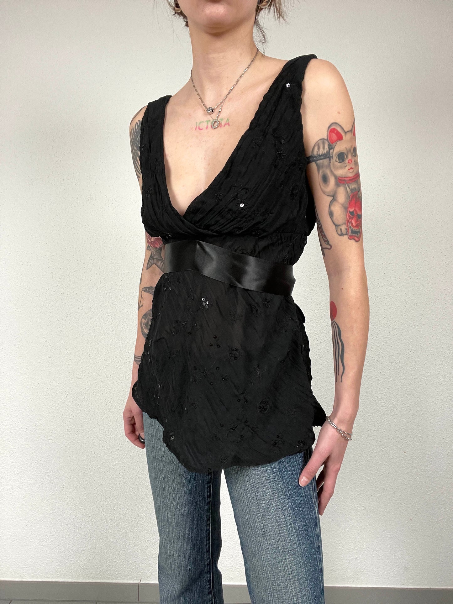 Vintage Y2K Black Embroidered Top with Satin Belt