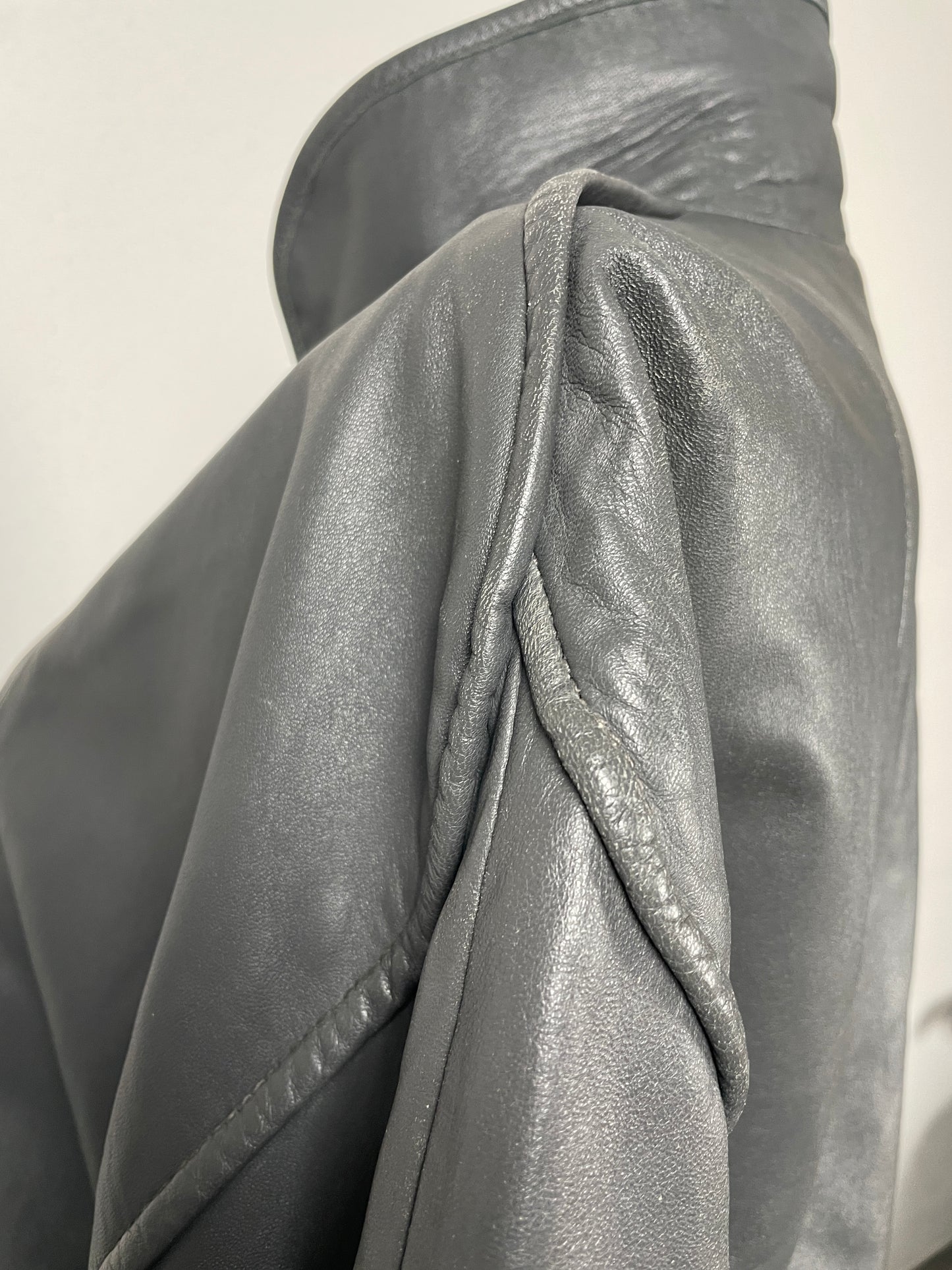 Vintage 90s grey leather bomber jacket