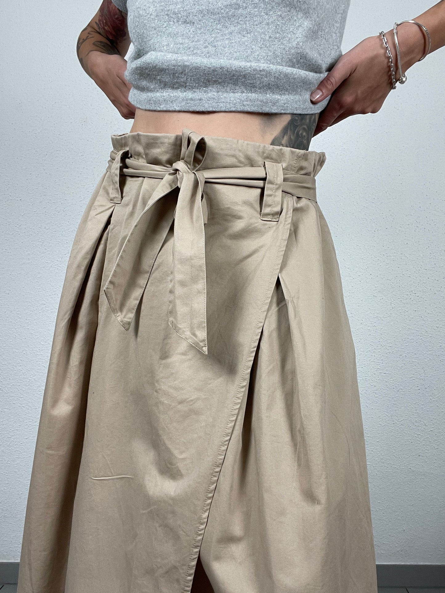 Vintage Beige Wrap Midi Skirt with Belt – Size M