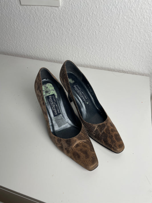 90s Stuart Weitzman for Russell & Bromley Snake Print Pumps