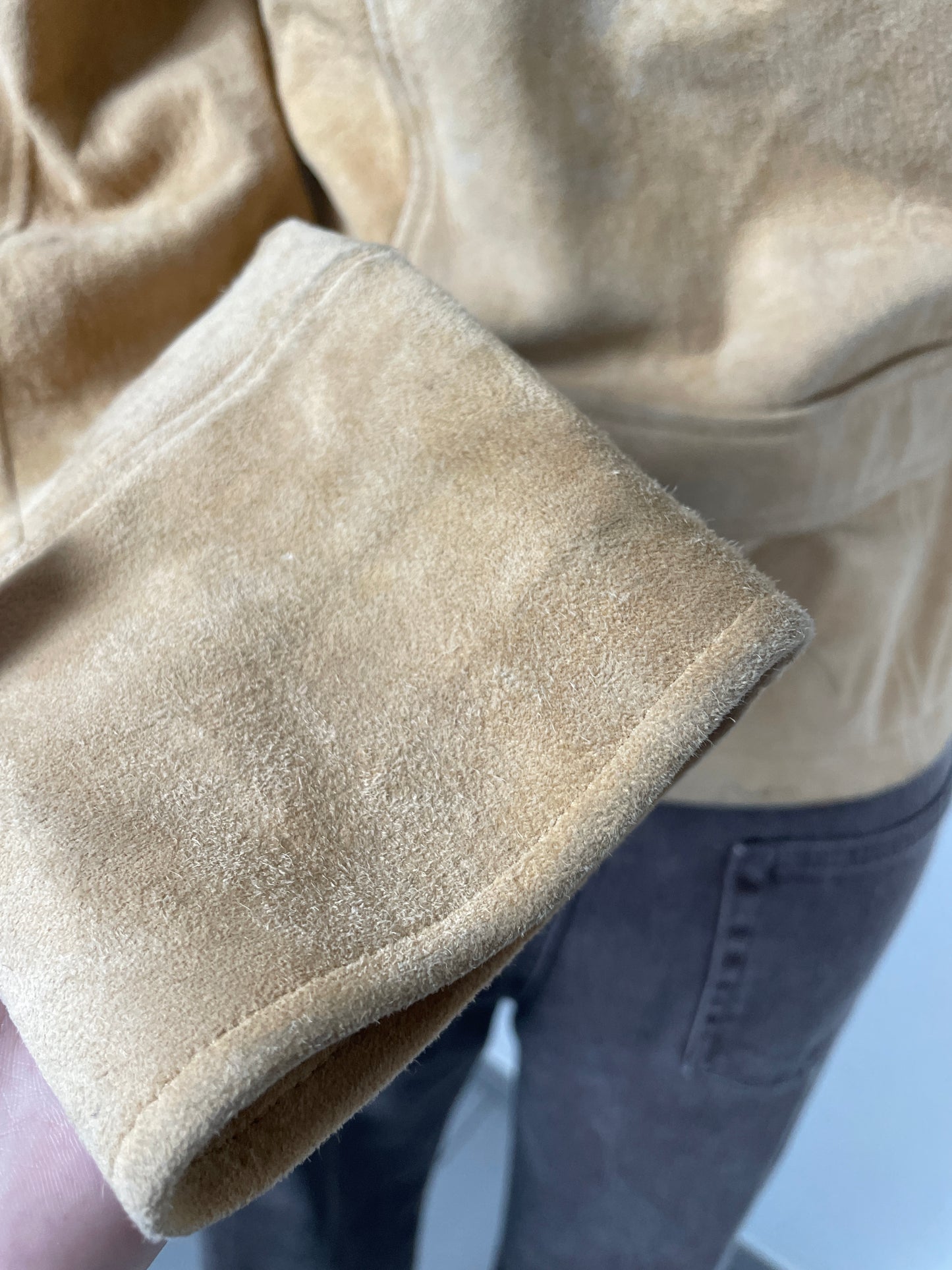Beige vintage 2000s soft suede fitted jacket