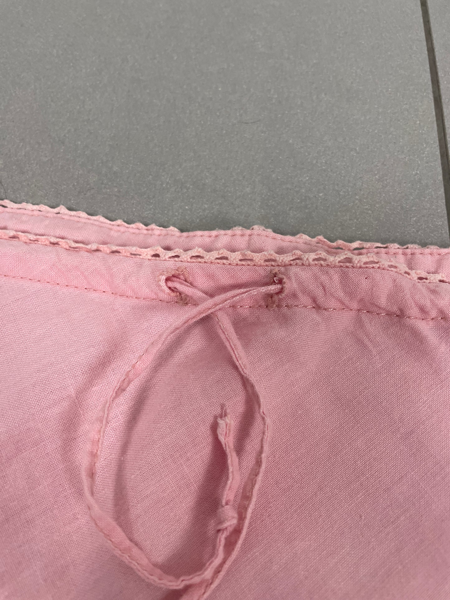 Vintage Y2K Pink Linen Skirt with Ruffle Hem