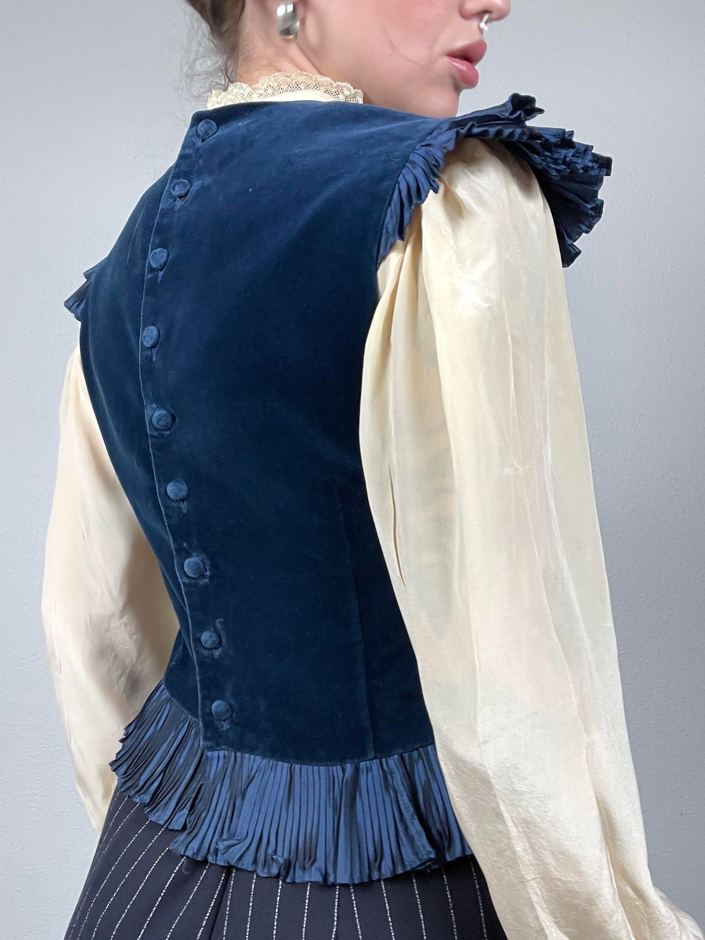 Vintage Velvet Top Modele Couture