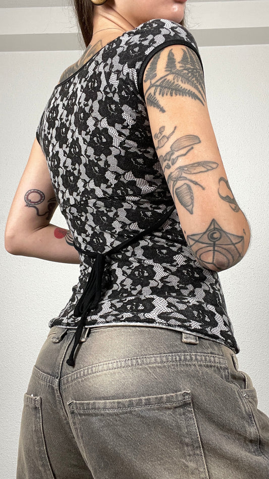 Vintage Y2K Lace Top with Hook Closures