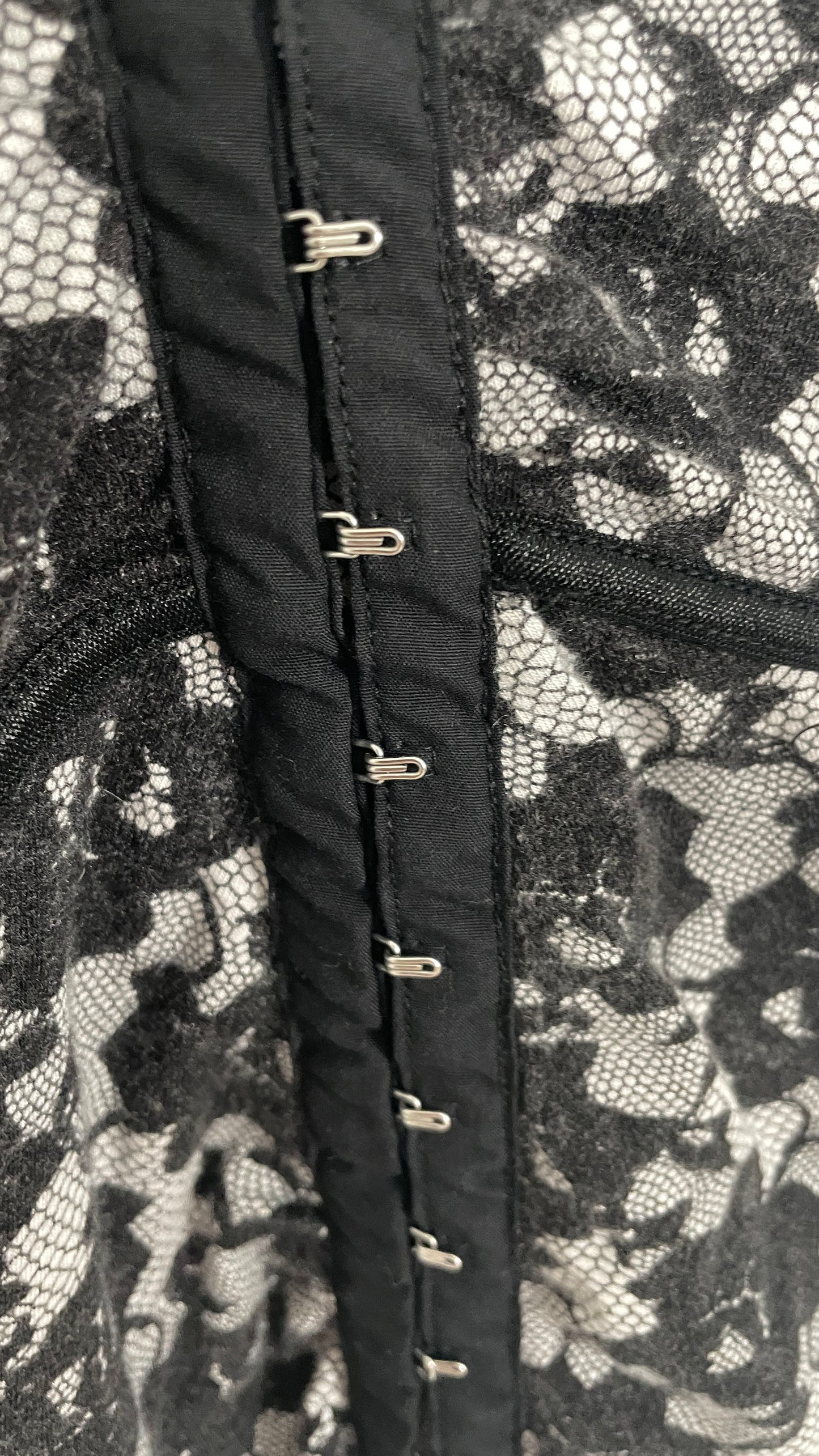 Vintage Y2K Lace Top with Hook Closures