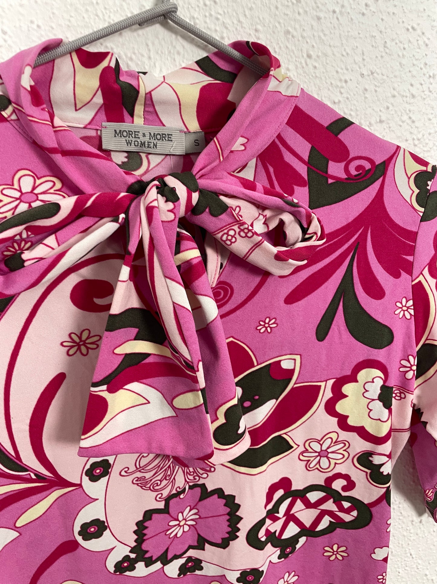 Y2K Pink Psychedelic Bow Top – More & More