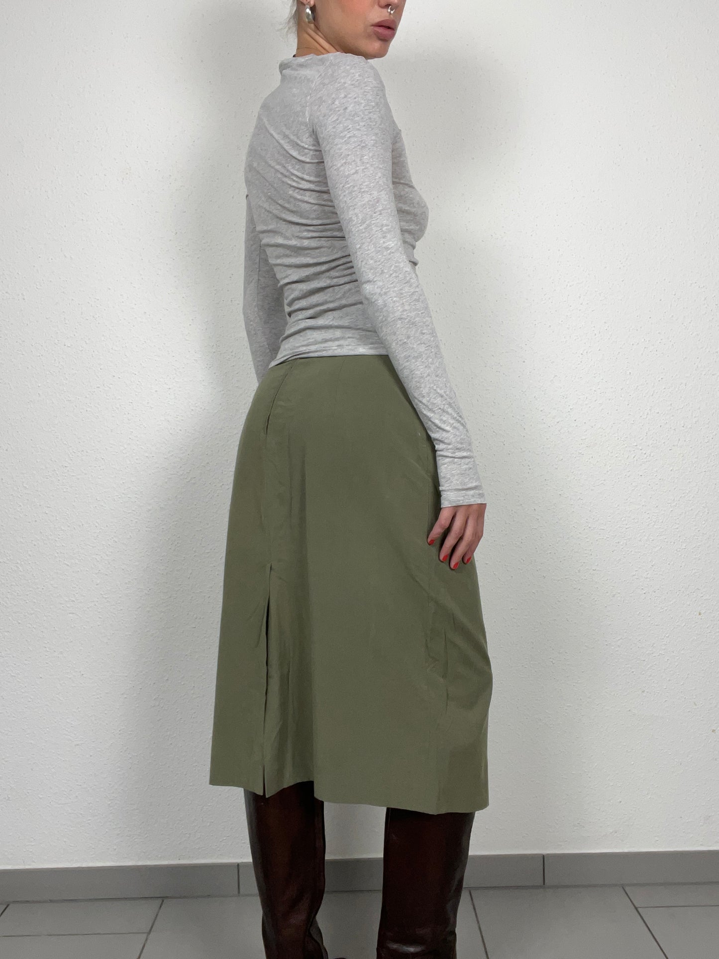 Vintage Bianca Olive Midi Skirt with Button Front – Size 38