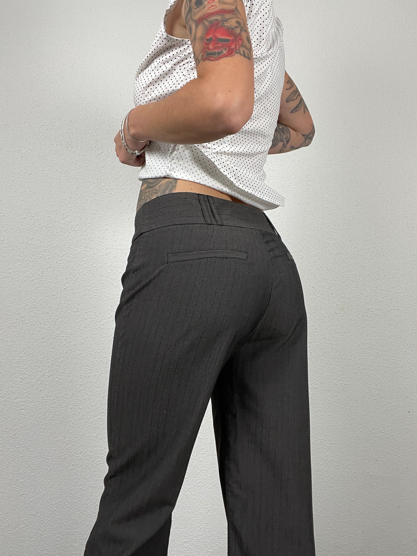 Vintage Y2K 2000s classic low waist trousers