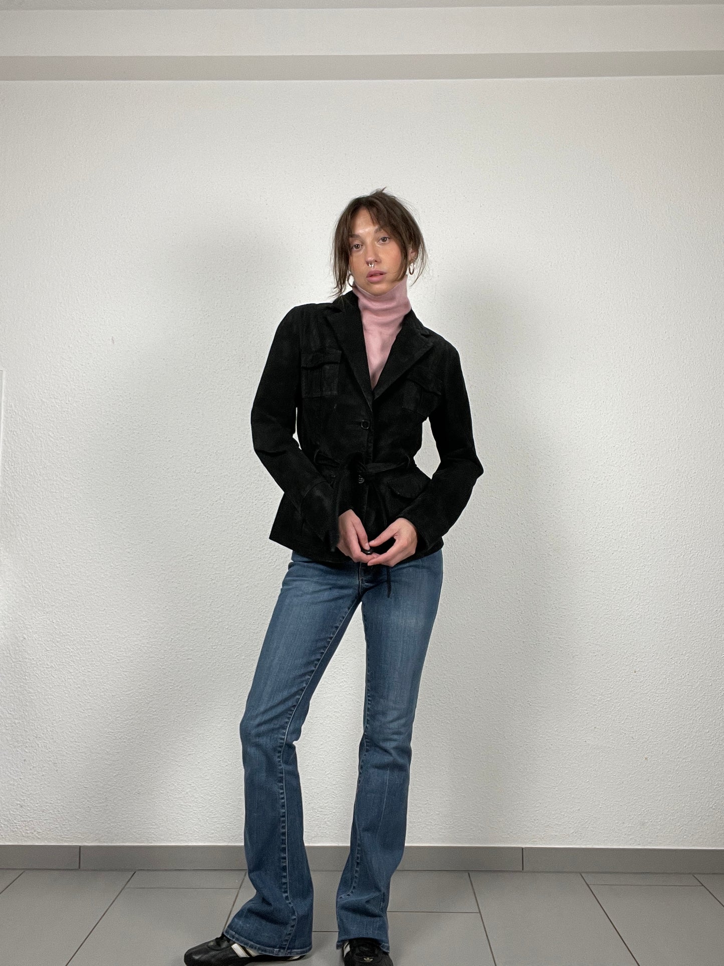 Vintage Y2K black suede jacket with a belt