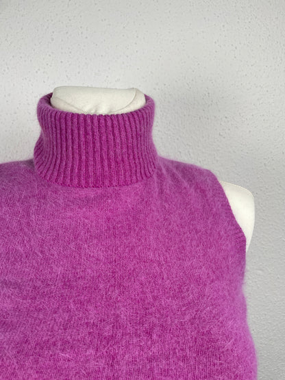 Y2K vintage Vesuvio angora sleeveless turtleneck top.