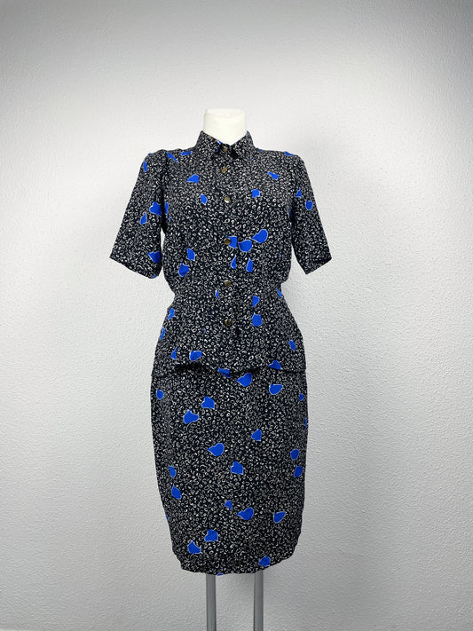 Vintage late 80s / early 90s Roger Sakoun Paris pure silk two-piece set.