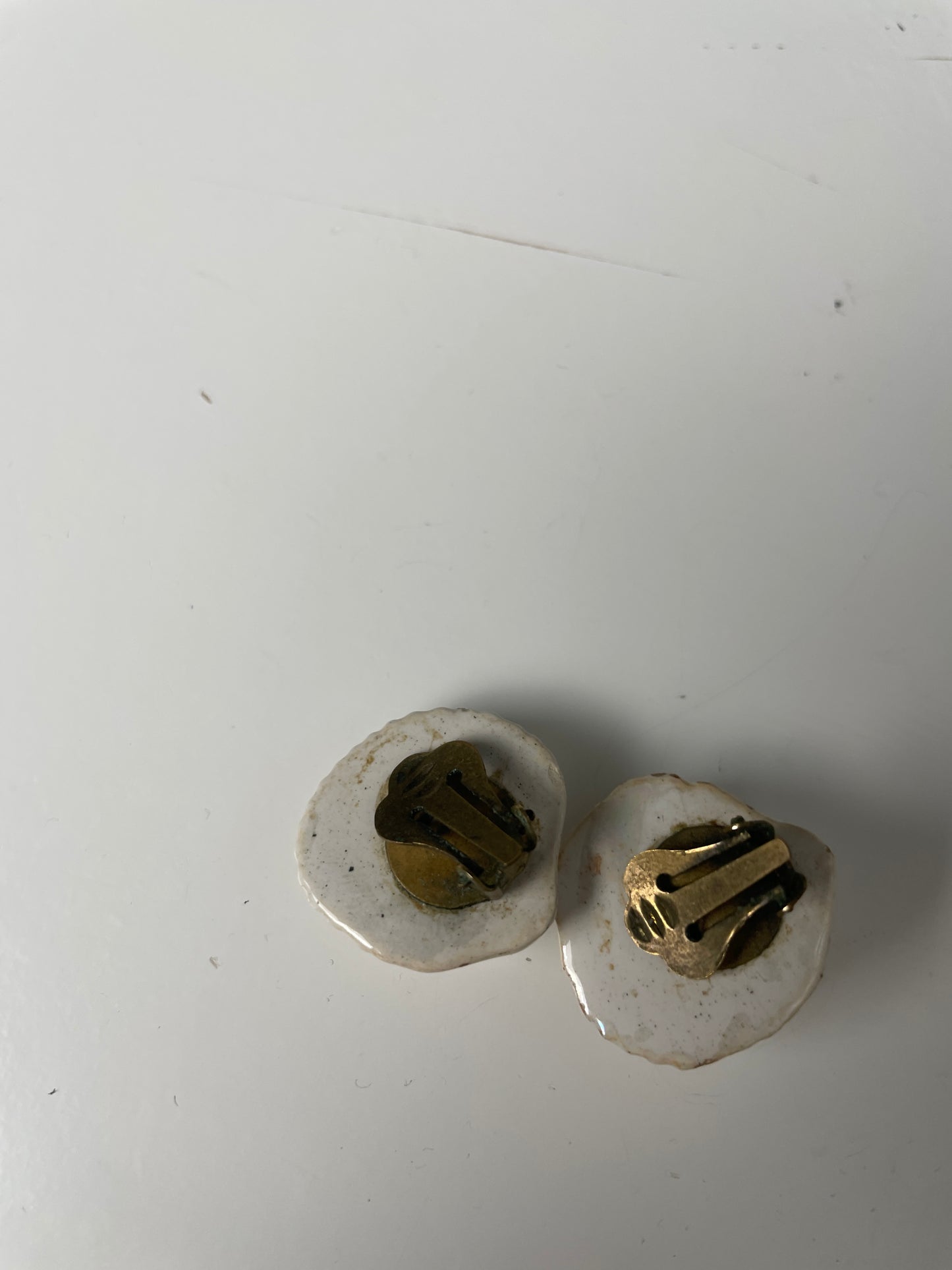 Vintage Seashell Clip-On Earrings