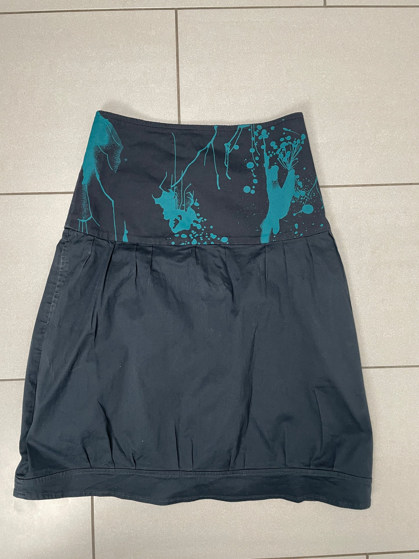 Vintage Skunkfunk graphic skirt