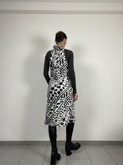 Vintage s.Oliver 100% Silk Midi Dress – Abstract Black & White Print – Size 36