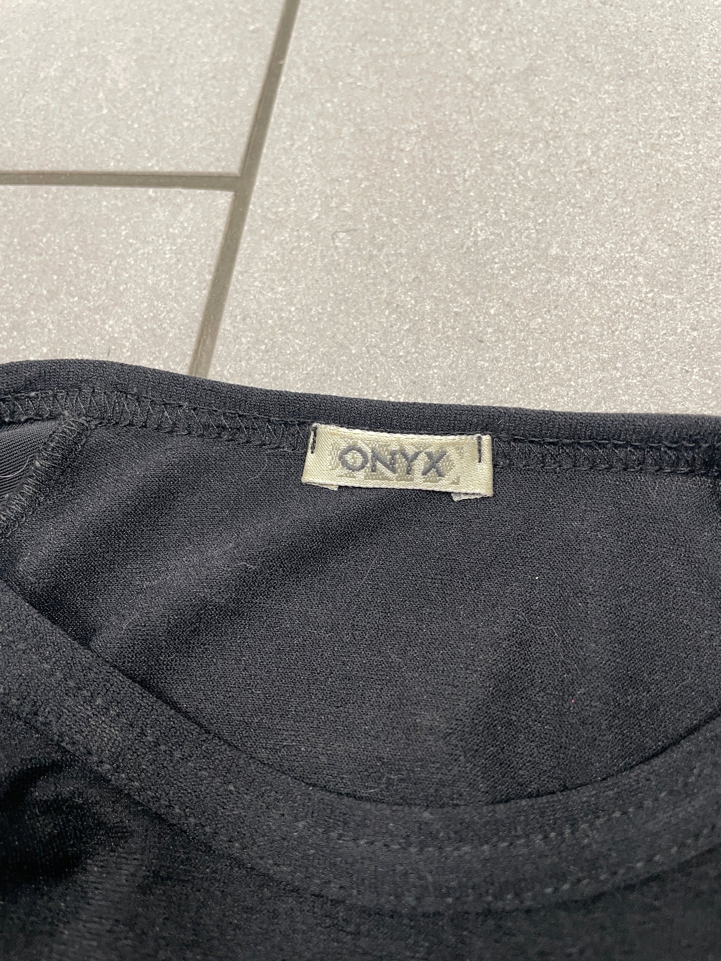 Y2K vintage ONYX Italian velvet-sleeve starburst top.