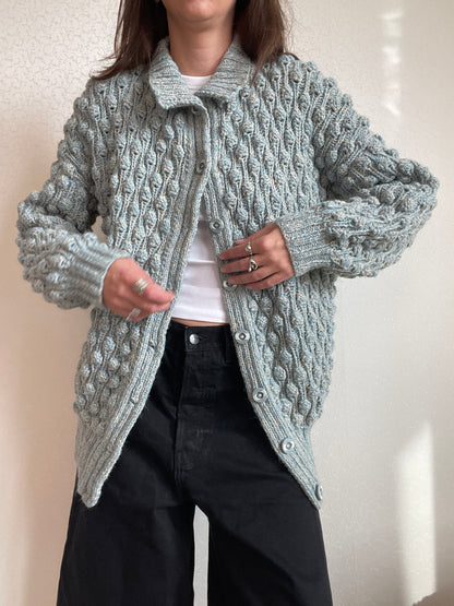Vintage Chunky Knit Wool Cardigan – Textured Cable Pattern – Size M/L