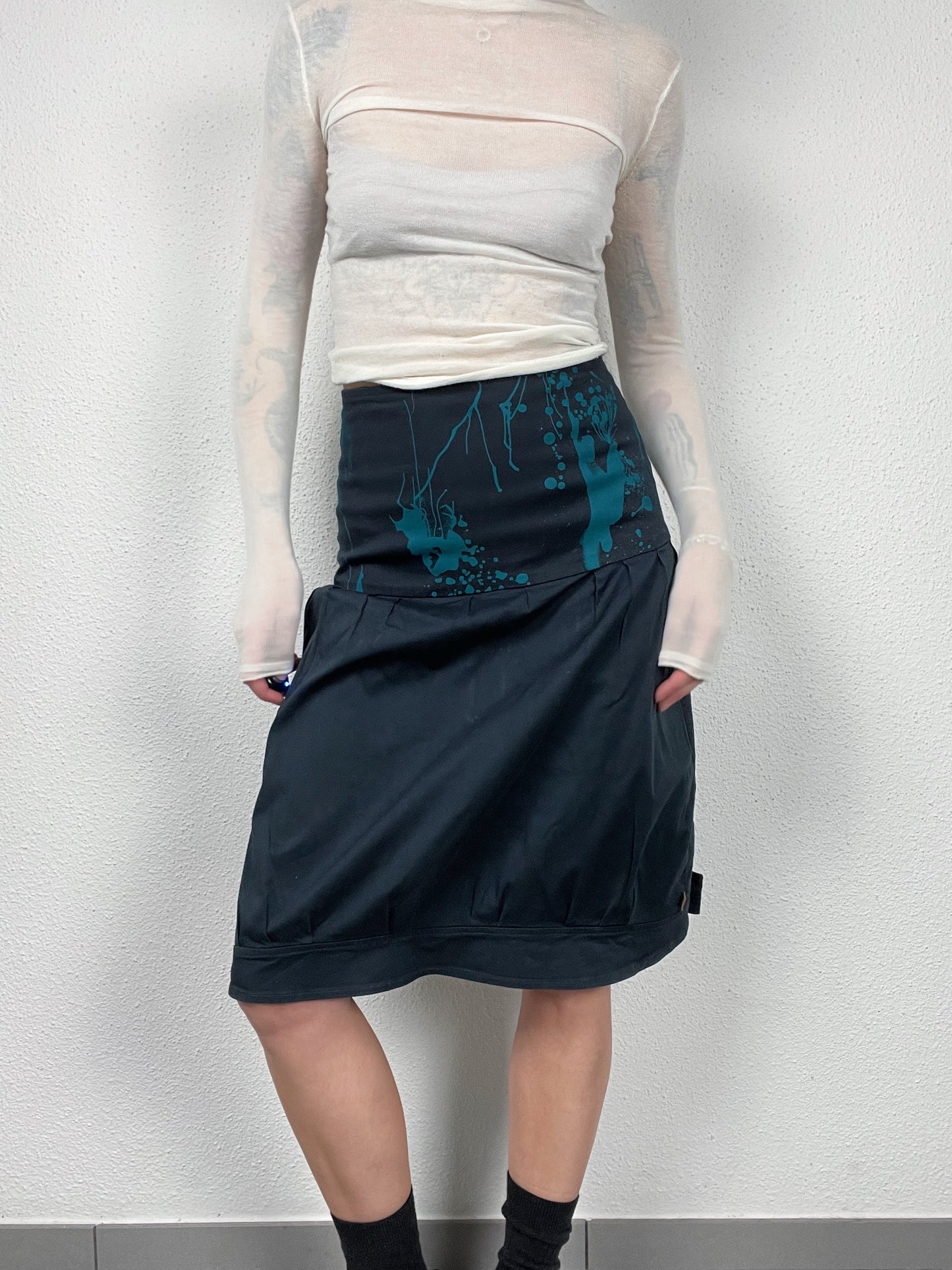 Vintage Skunkfunk graphic skirt