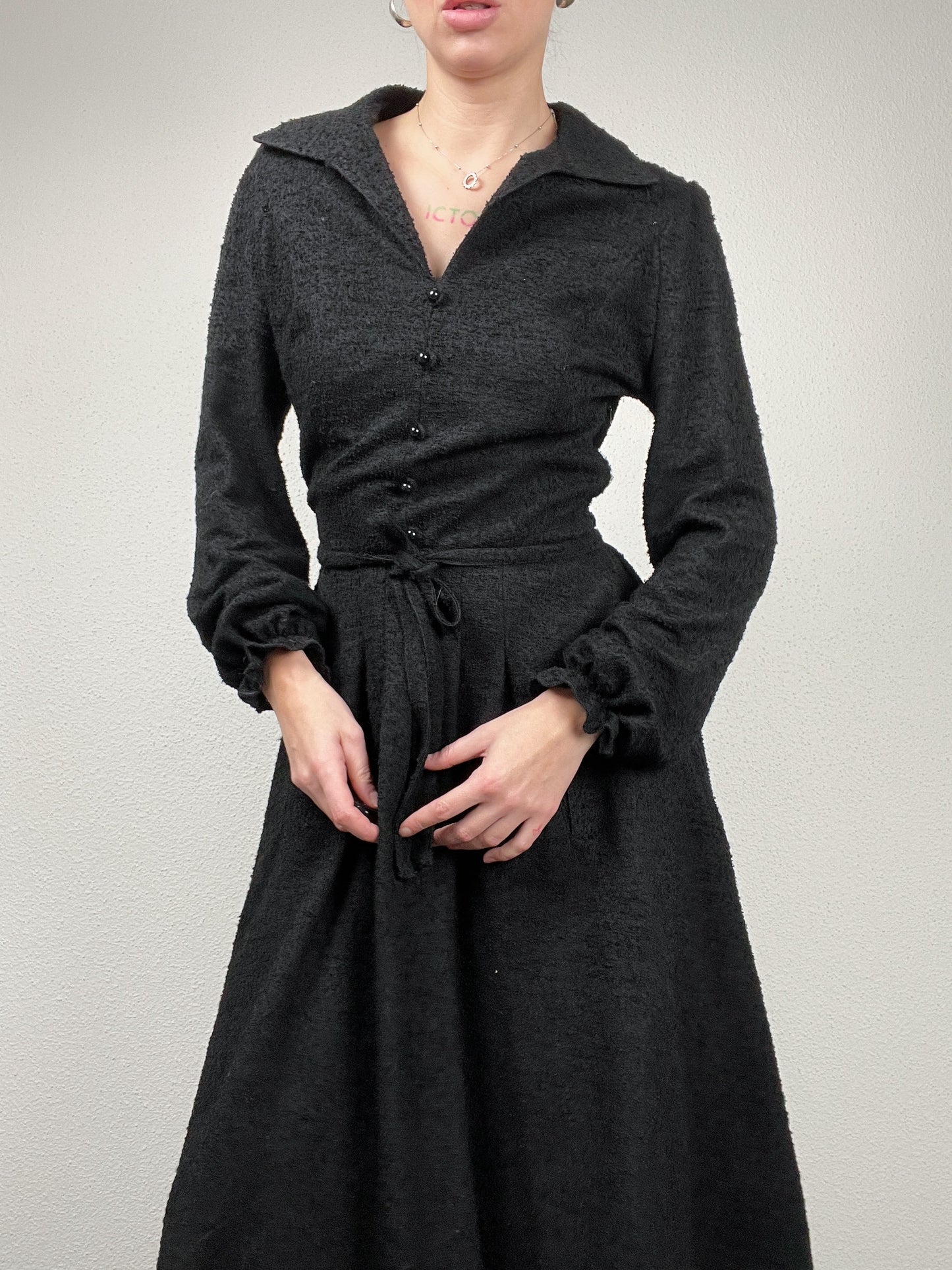 Vintage 1970s Black Midi Dress – Size M