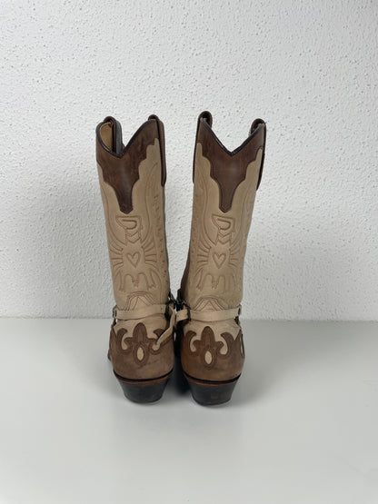 Brown Velverde del Camino cowboy boots