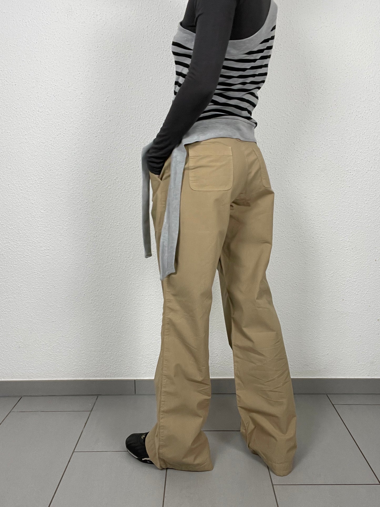 Vintage Y2K beige cargo pants wide leg, new with a tag