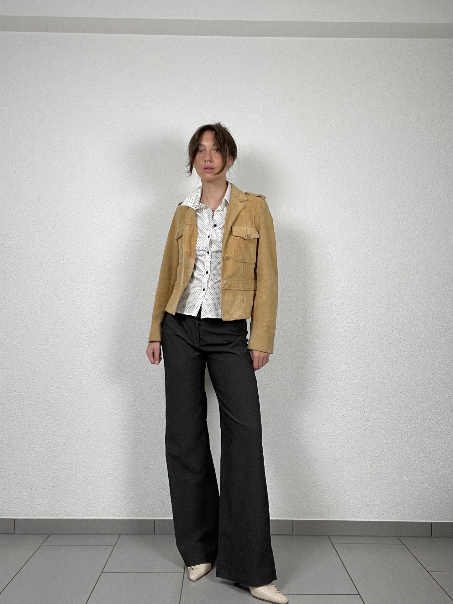 Beige vintage 2000s soft suede fitted jacket