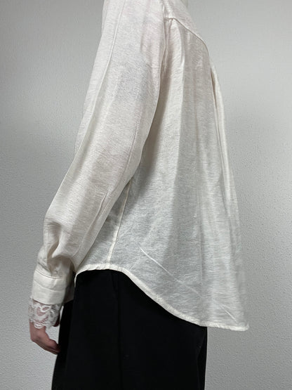 Vintage early 2000s ivory button-up blouse