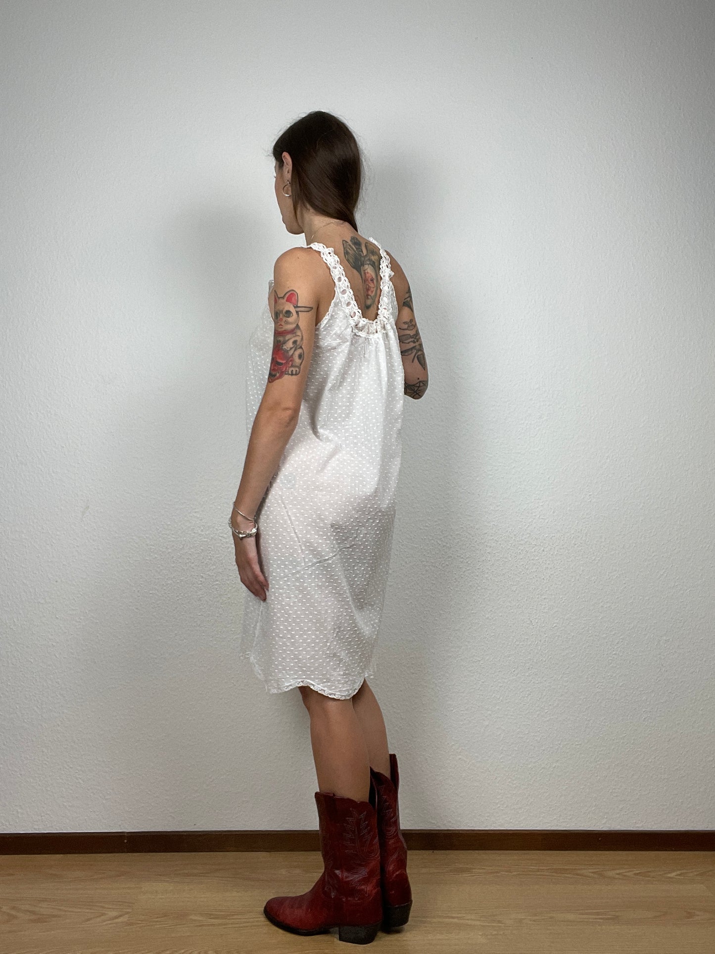 White Cotton Sleeveless Dress with Lace and Bow