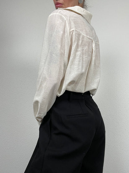 Vintage early 2000s ivory button-up blouse