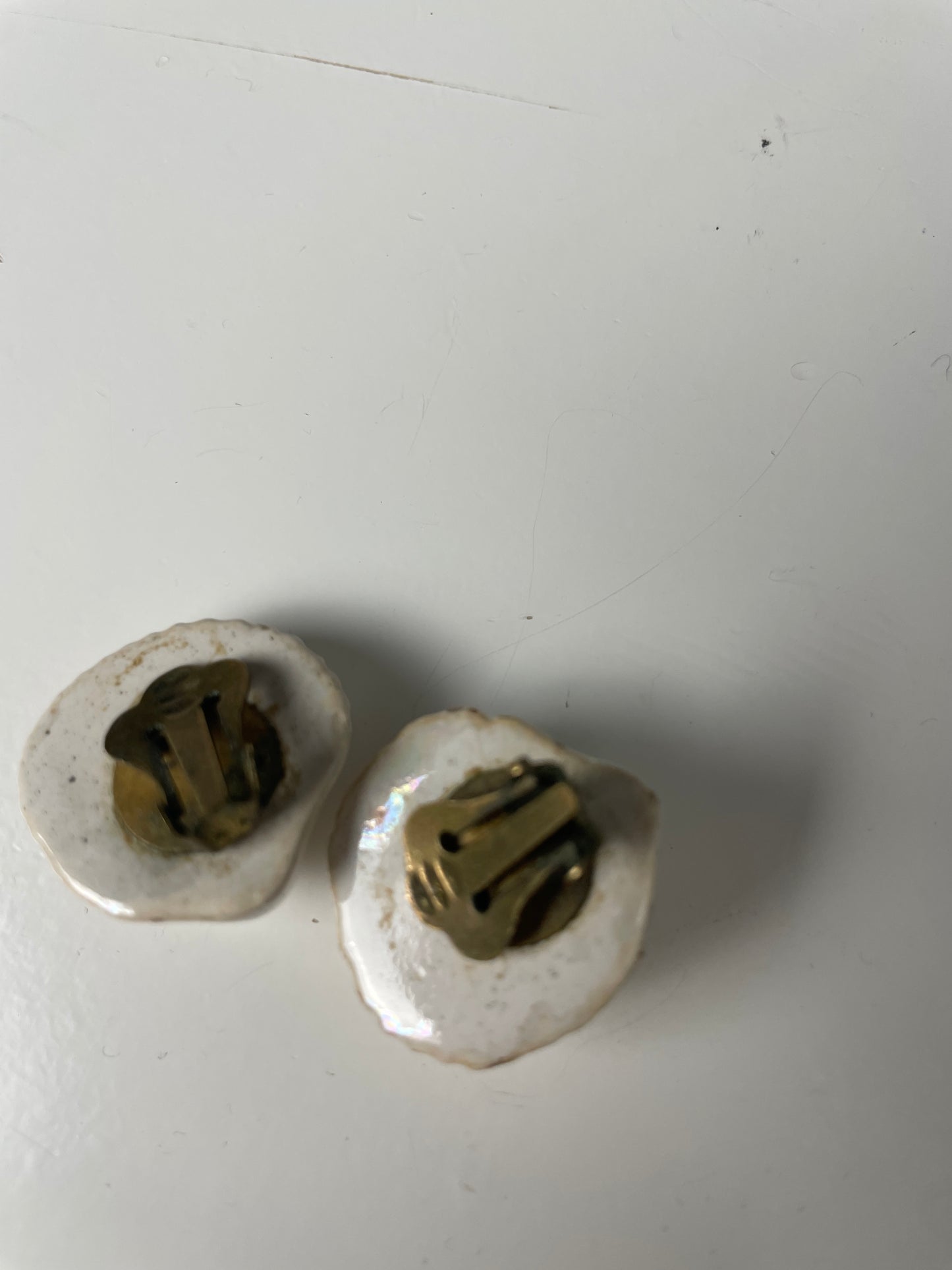 Vintage Seashell Clip-On Earrings