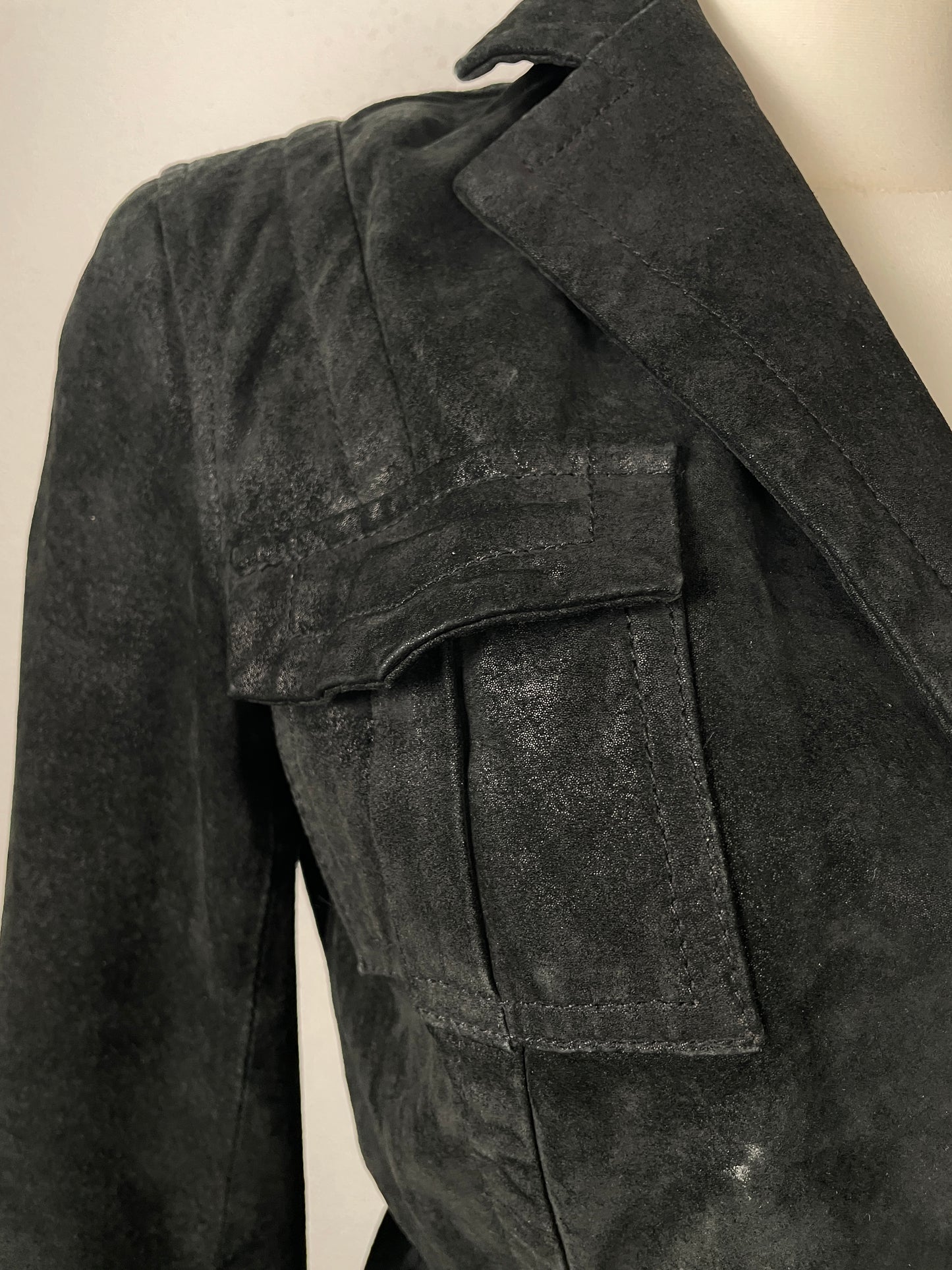 Vintage Y2K black suede jacket with a belt