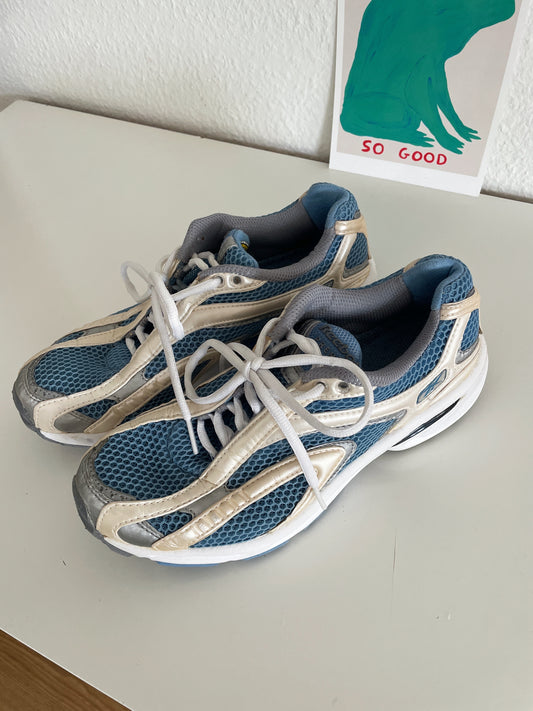 Y2K Reebok mesh running sneakers (women’s size EU 38 / US 8)