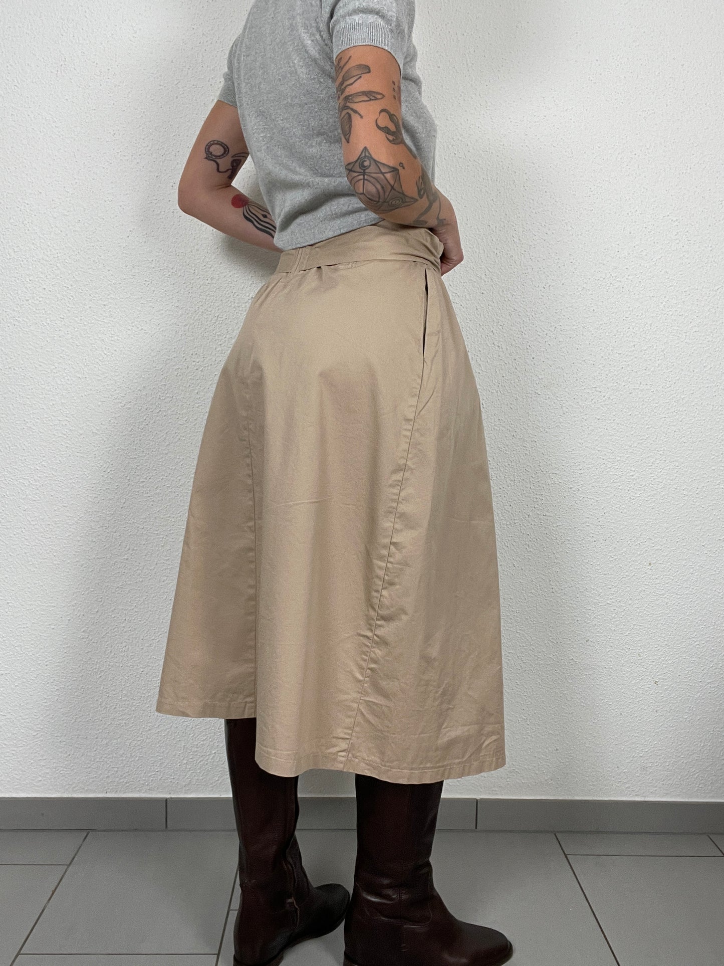 Vintage Beige Wrap Midi Skirt with Belt – Size M