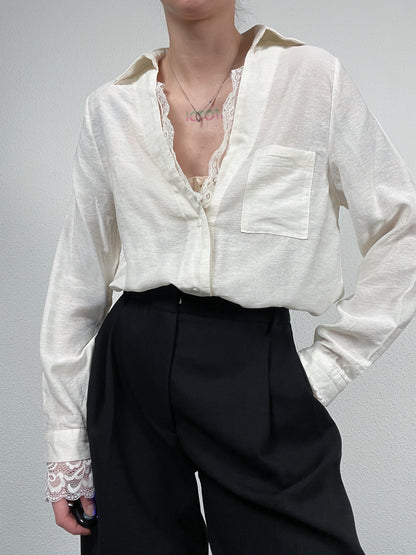 Vintage early 2000s ivory button-up blouse
