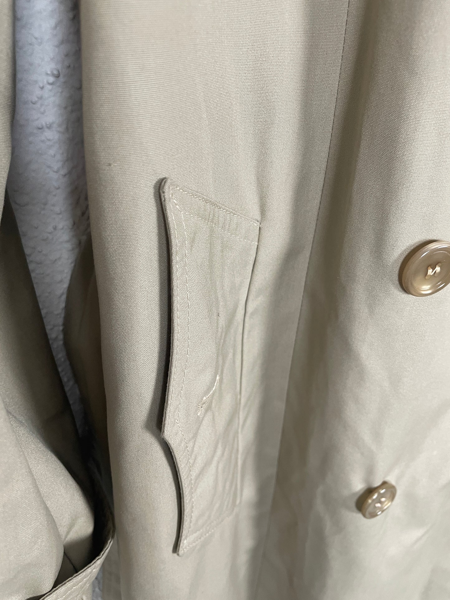Vintage Classic Beige Trench Coat