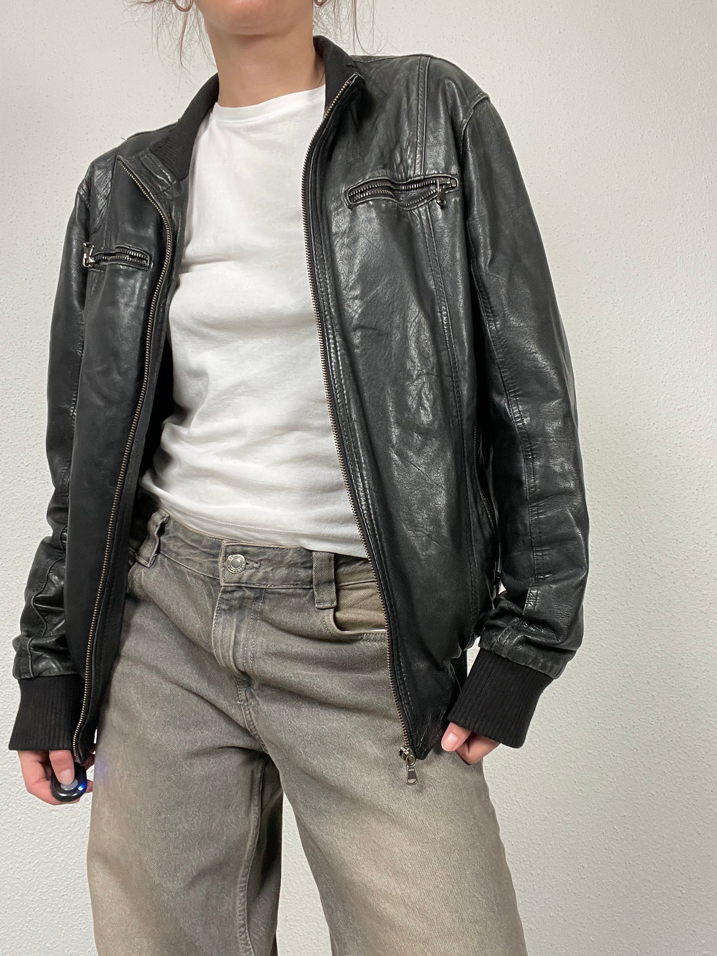 Vintage Y2K 2000s black leather jacket