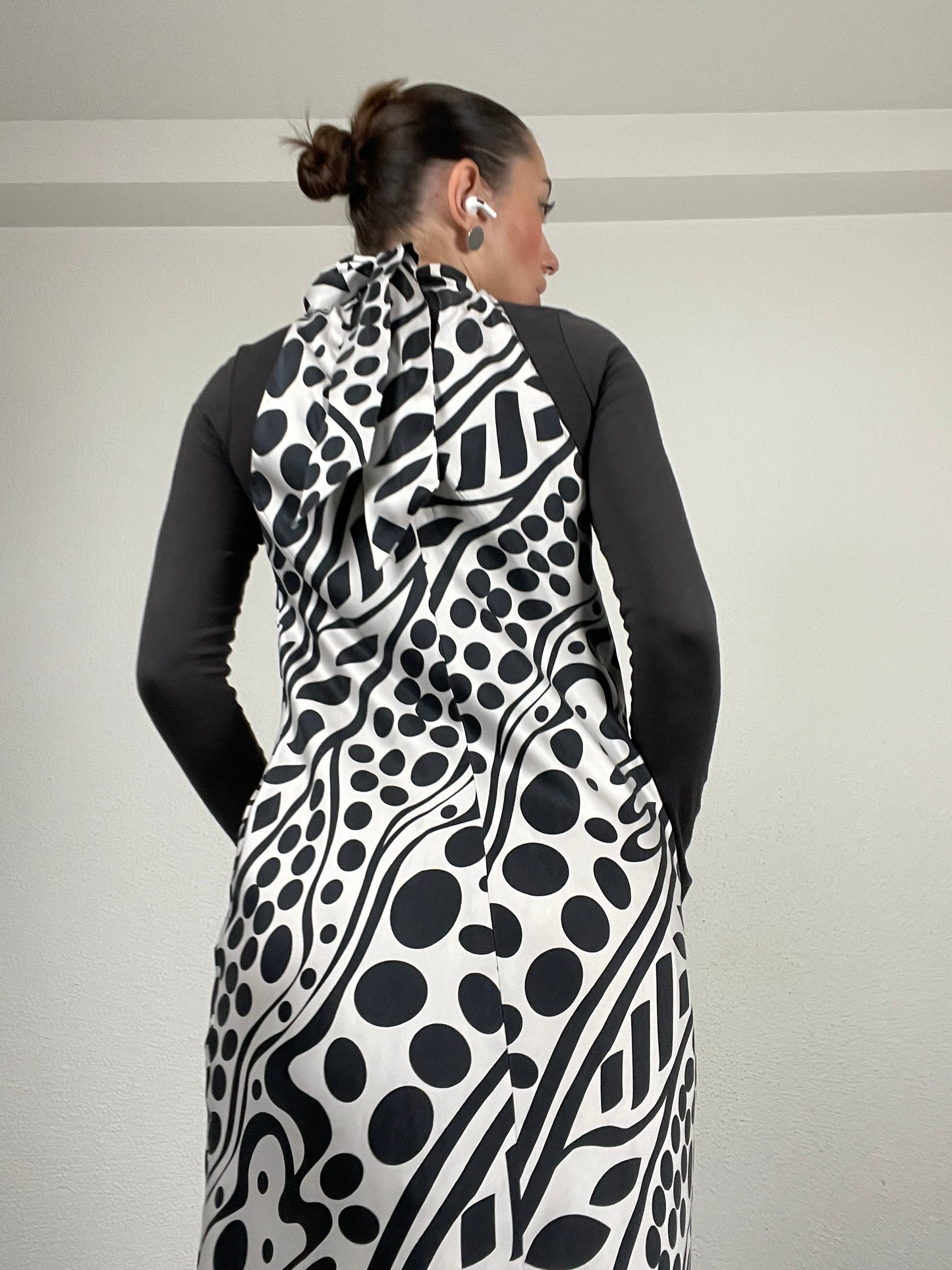 Vintage s.Oliver 100% Silk Midi Dress – Abstract Black & White Print – Size 36