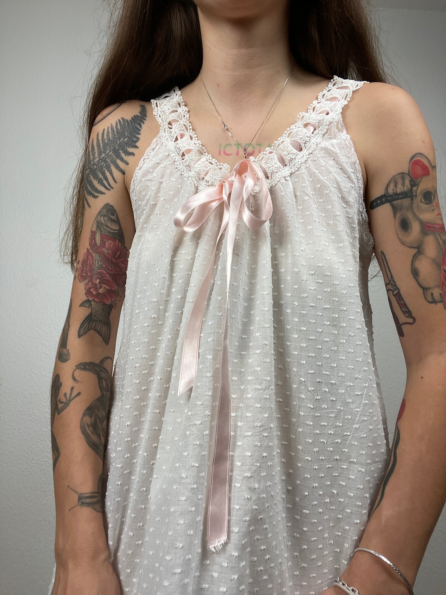White Cotton Sleeveless Dress with Lace and Bow