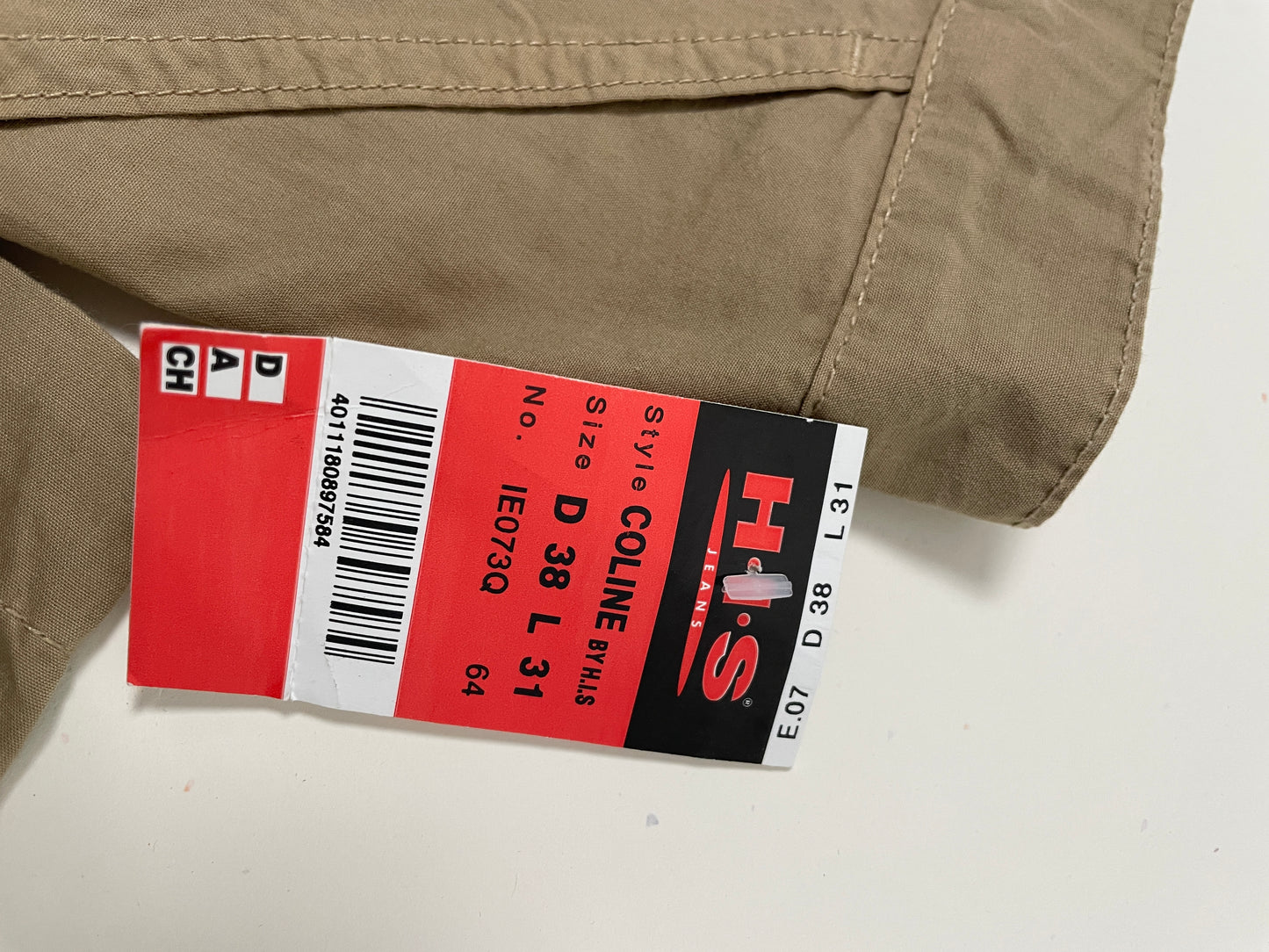 Vintage Y2K beige cargo pants wide leg, new with a tag