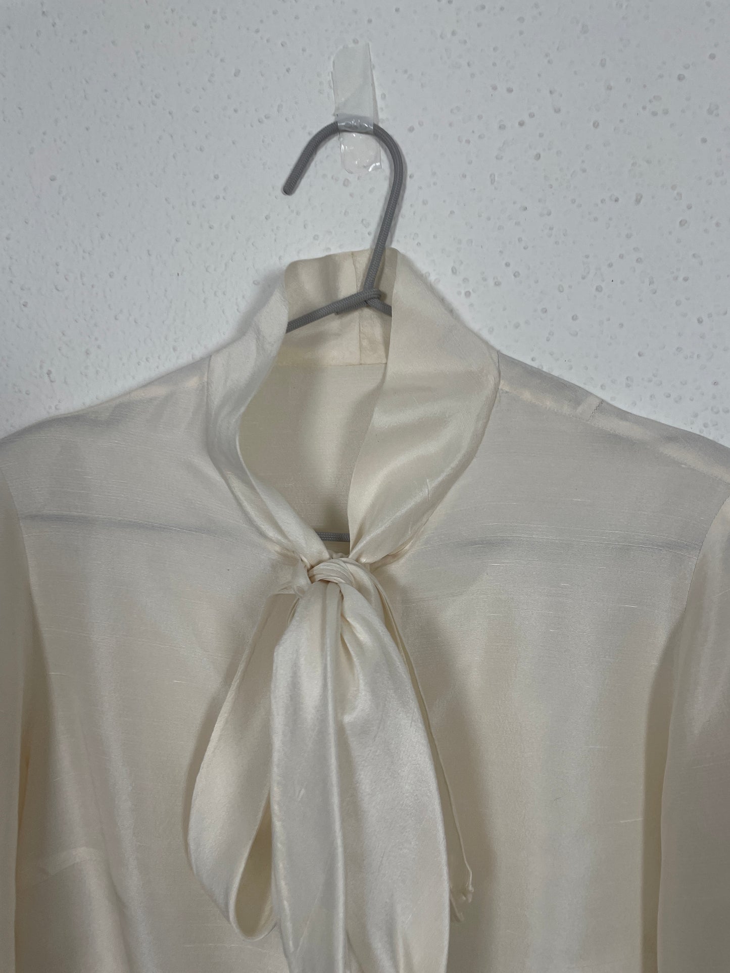 Vintage Ivory Silk Bow Blouse – Size S