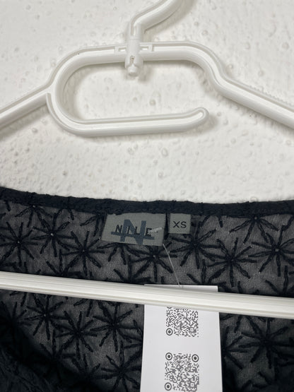 Vintage style 2000s black lace-trim stretch long sleeve top by NIL