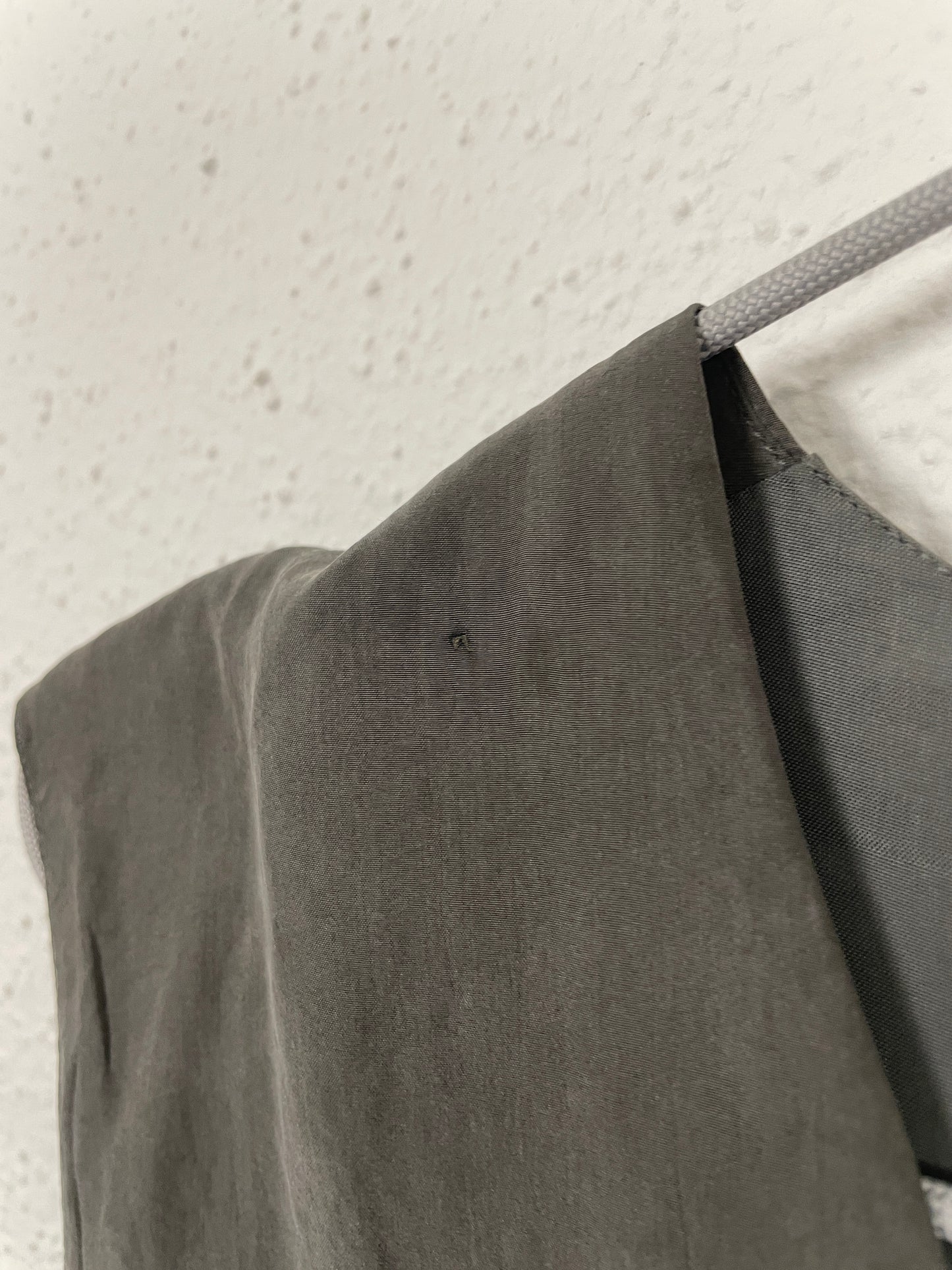 Vintage Grey Silk Vest – Size L