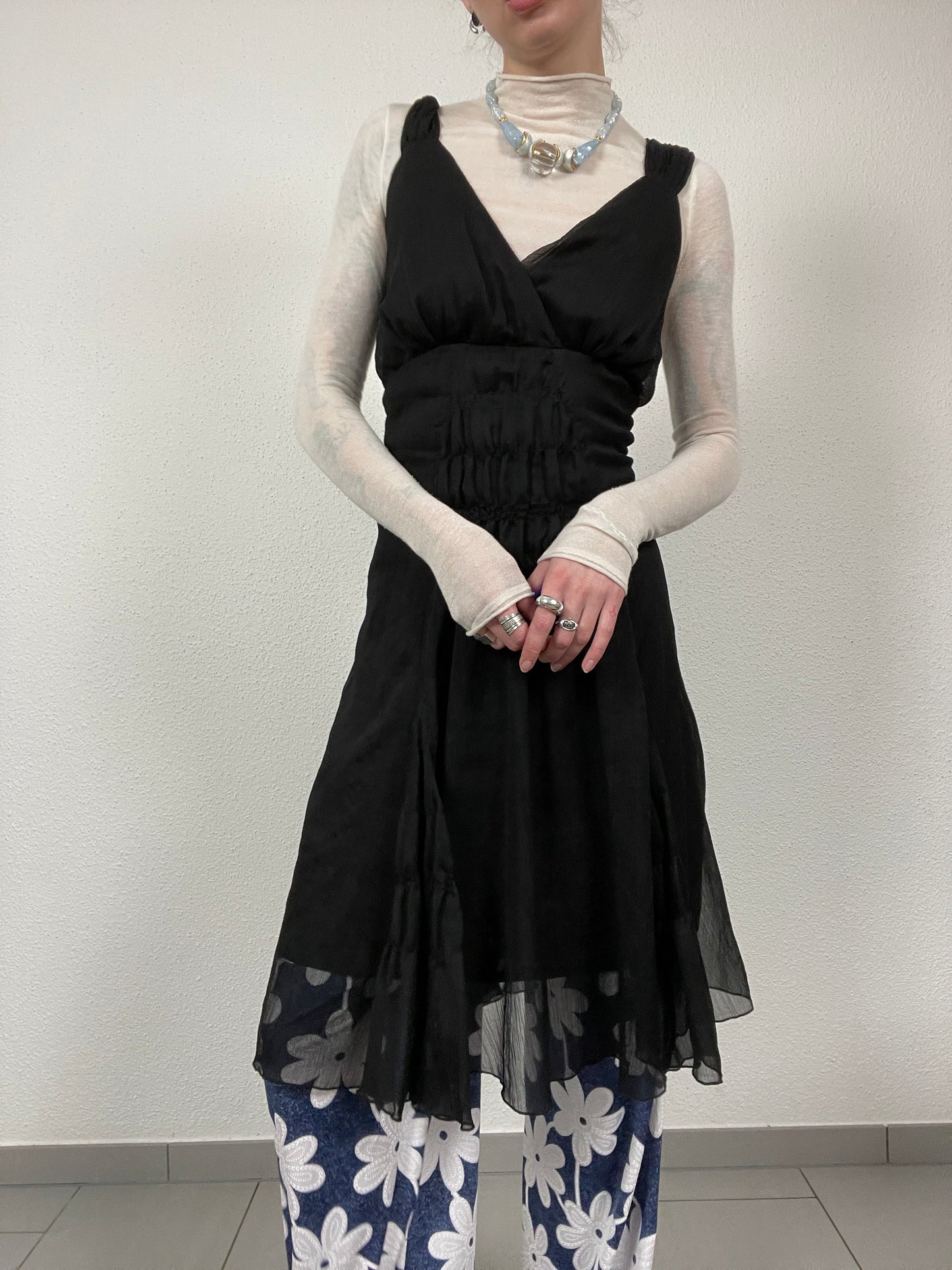 Y2K Ruched Black Midi Dress