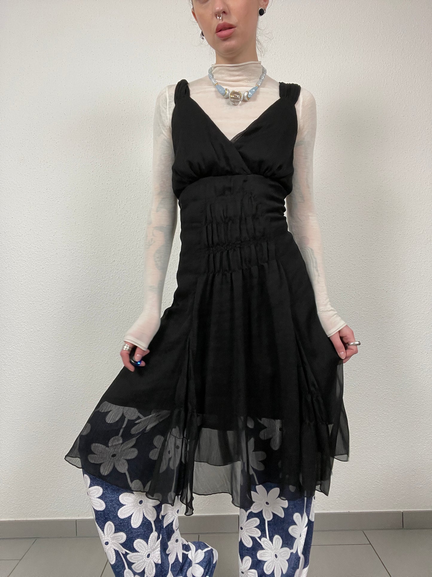 Y2K Ruched Black Midi Dress