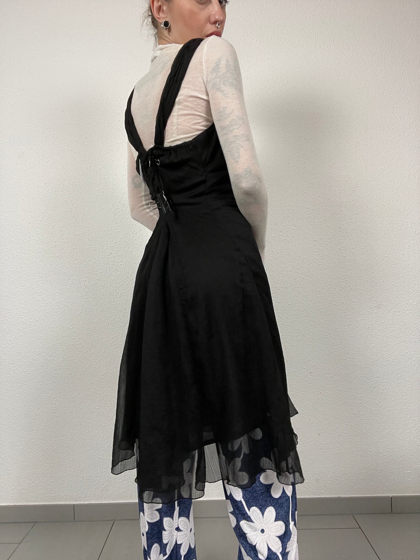 Y2K Ruched Black Midi Dress