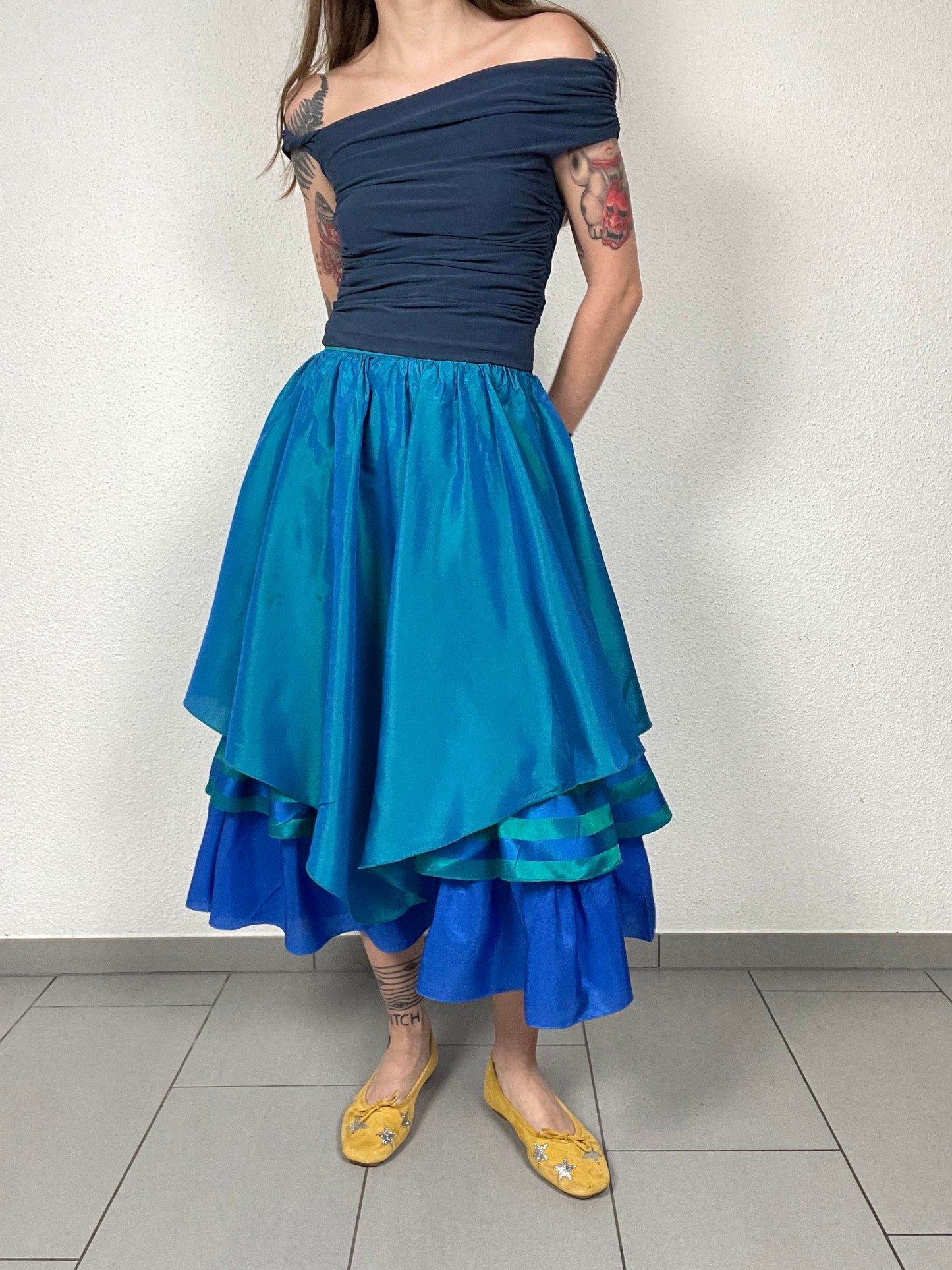 Vera Mont layered skirt