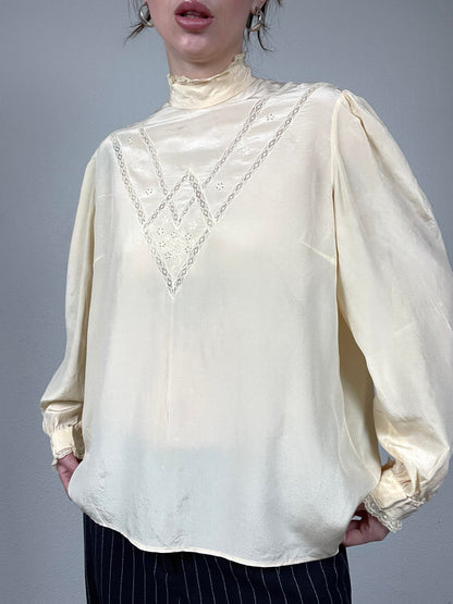 Vintage silk Blouse