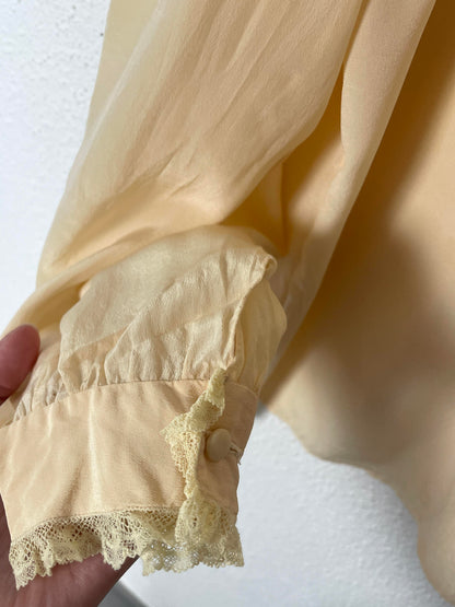 Vintage silk Blouse