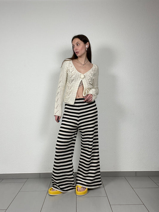2000s Cream Hand-Knit Cardigan with Bobble Knit Details