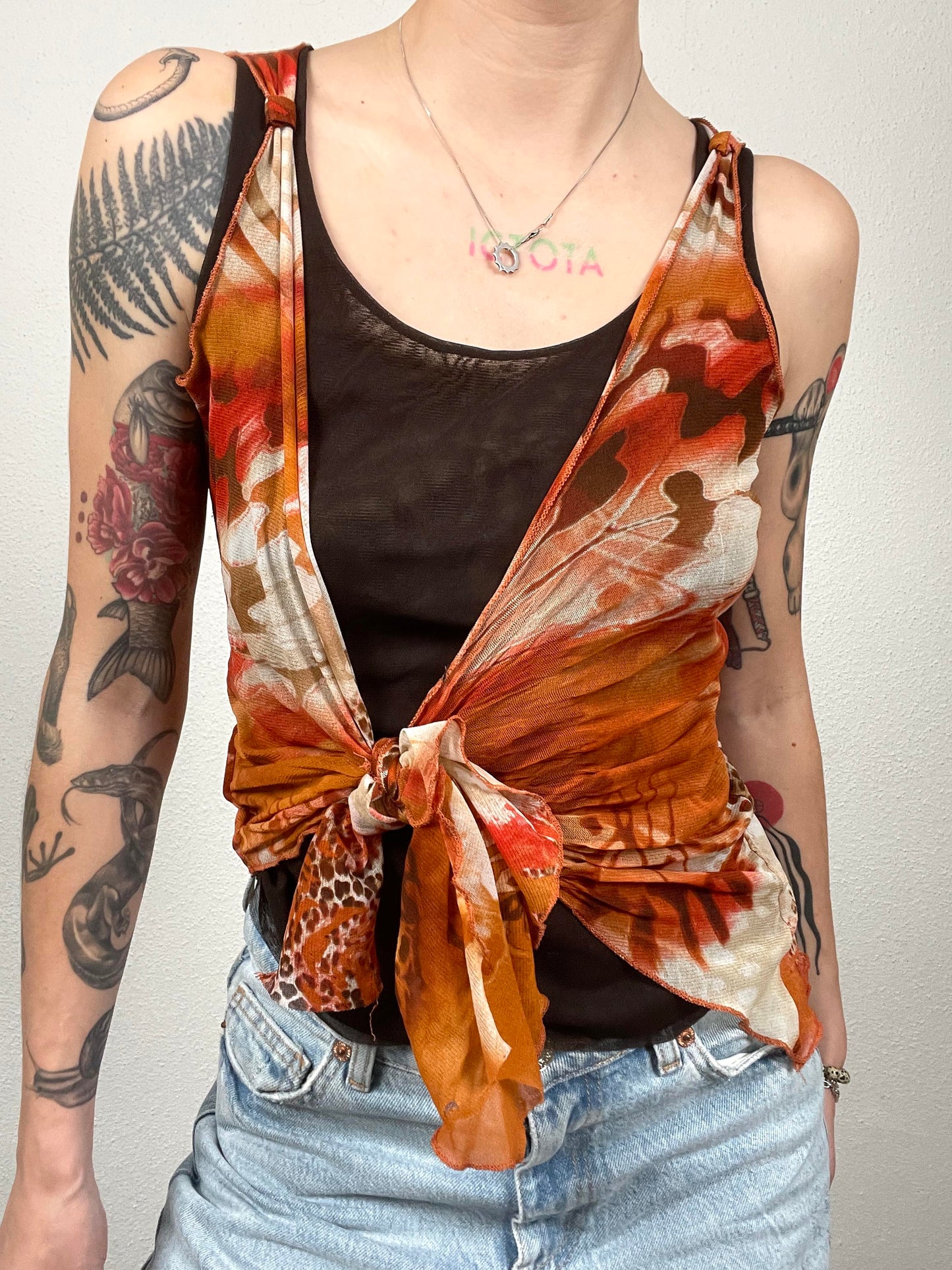 Vintage 90s fiorichiari top