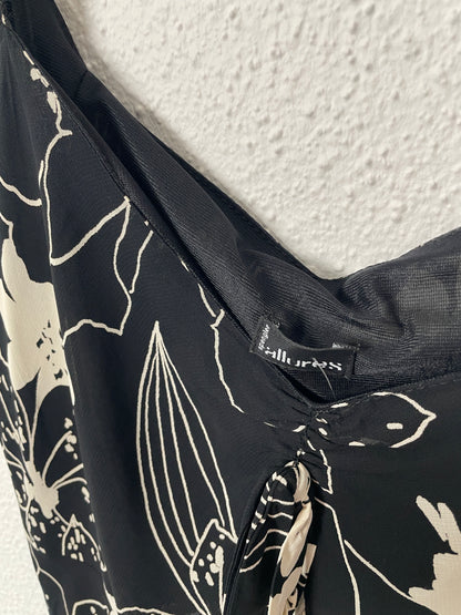 Y2K Black & White Floral Midi Dress